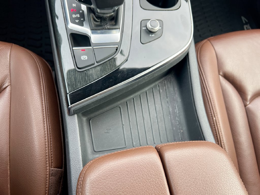 Used 2019 Audi Q7 3.0T Premium AWD/4WD image 29