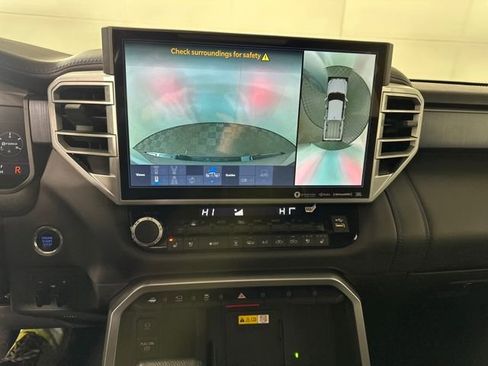Used 2024 Toyota Tundra Platinum image 22