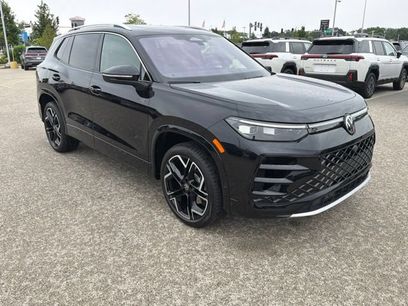 New 2026 Volkswagen Tiguan SEL R-Line