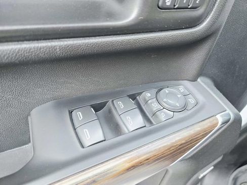 Used 2020 Chevrolet Silverado 2500 High Country w/ Z71 Off-Road Package AWD/4WD image 35