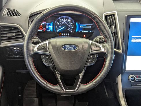 Certified 2022 Ford Edge ST-Line w/ Cargo Accessory Package image 15