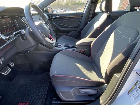 Used 2024 Volkswagen Jetta GLI 40th Anniversary Edition image 13