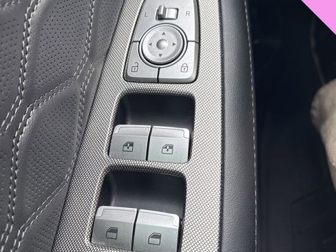 Used 2021 Hyundai Palisade Calligraphy image 9