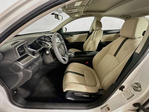 Used 2018 Honda Civic EX image 13