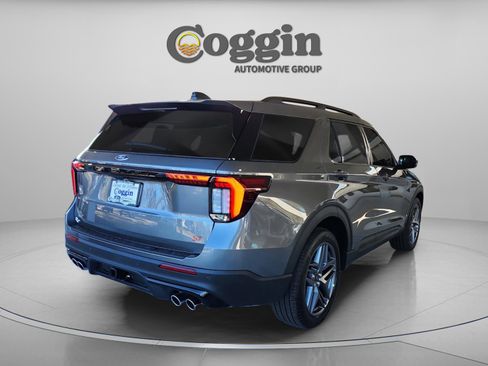 New 2026 Ford Explorer ST w/ Sun And Sound Package image 6