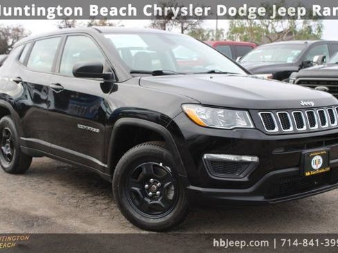 Used 2019 Jeep Compass Sport image 1
