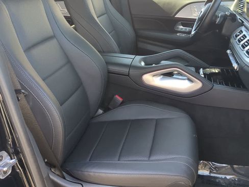 Used 2025 Mercedes-Benz GLS 450 4MATIC image 22