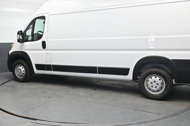 Used 2023 RAM ProMaster 3500 FWD image 4