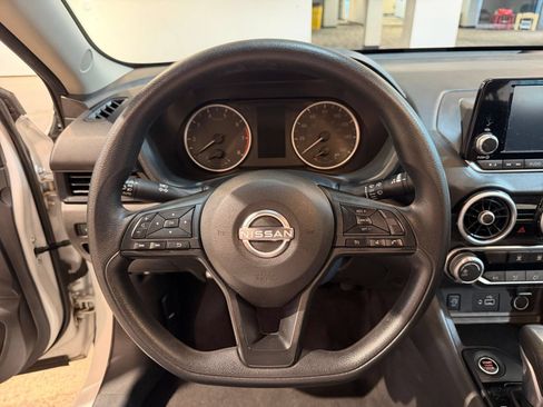 Used 2025 Nissan Sentra S FWD image 27