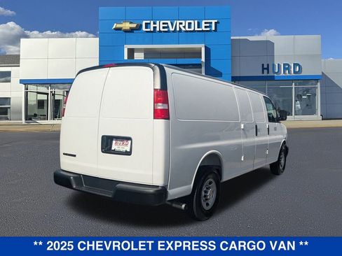 New 2025 Chevrolet Express 3500 Extended RWD image 4