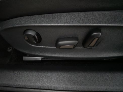 Used 2015 Volkswagen Passat 1.8T SE image 20