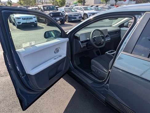 Certified 2024 Hyundai Ioniq 5 SEL RWD image 34