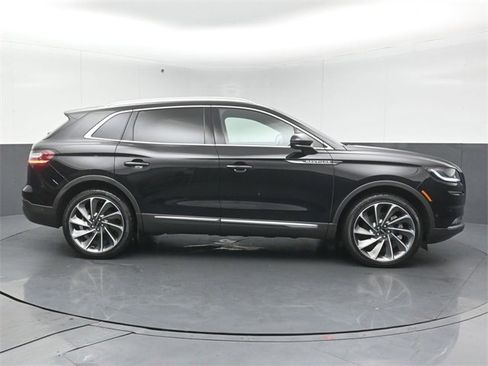 Certified 2023 Lincoln Nautilus Reserve w/ Equipment Group 202A image 8