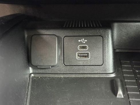 Used 2025 Ford Bronco Sport Outer Banks w/ Outer Banks Tech Package+ image 13