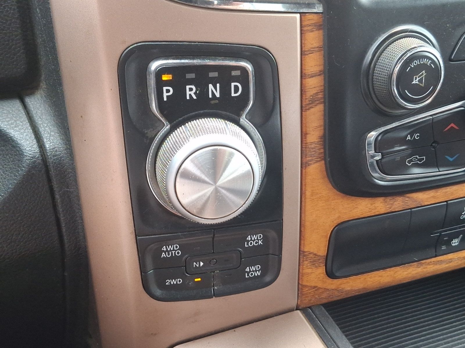 Used 2014 RAM 1500 Laramie Longhorn AWD/4WD image 13
