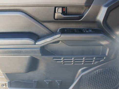 Used 2024 Toyota Tacoma SR image 25