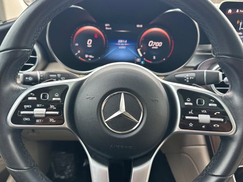 Used 2022 Mercedes-Benz GLC 300 image 22
