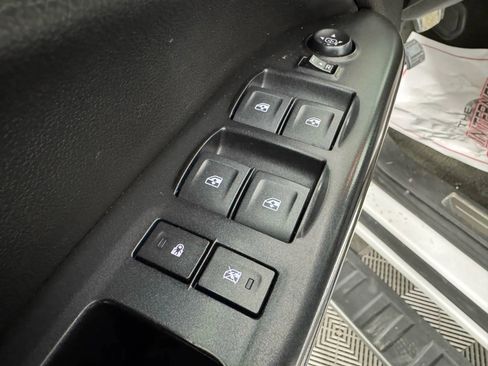 Used 2018 GMC Canyon Denali image 39