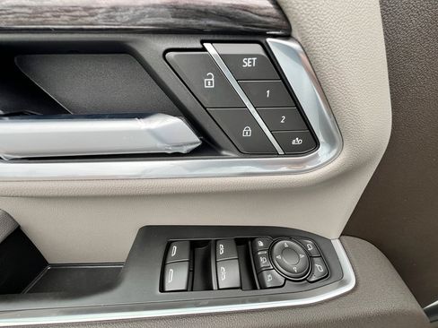 New 2026 Chevrolet Silverado 2500 LTZ w/ LTZ Convenience Package image 16