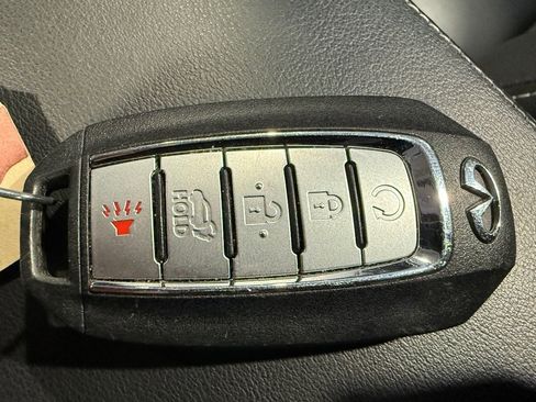 Used 2021 INFINITI QX50 Luxe image 21