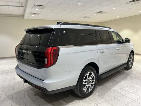 Certified 2025 Ford Expedition Max Active AWD/4WD image 5