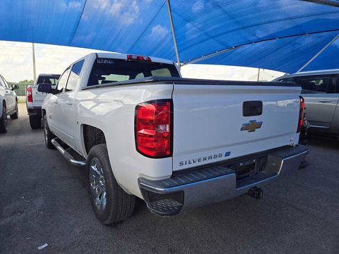 Used 2018 Chevrolet Silverado 1500 LT w/ LT Eassist Package RWD image 3