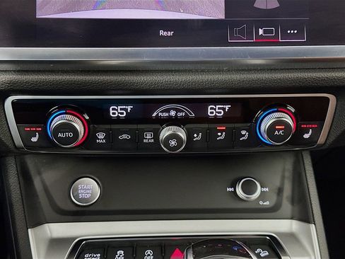 Used 2020 Audi Q3 2.0T Premium w/ Convenience Package image 15