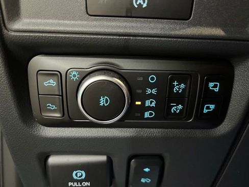 Used 2025 Ford F150 Raptor AWD/4WD image 16