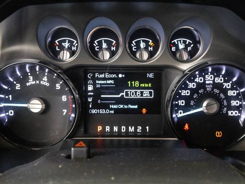 Used 2012 Ford F250 Lariat w/ Lariat Interior Pkg image 16