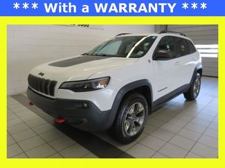 Used 2019 Jeep Cherokee Trailhawk image 1