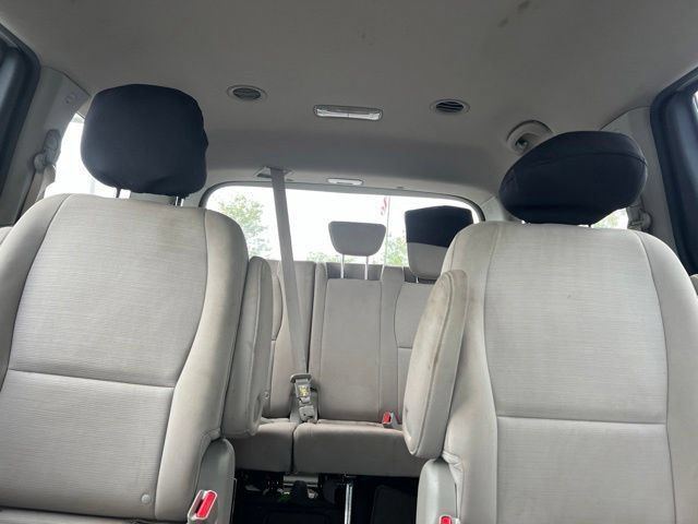 Used 2015 Kia Sedona LX FWD image 26