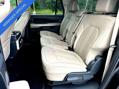 Used 2024 Ford Expedition Max Limited AWD/4WD image 19