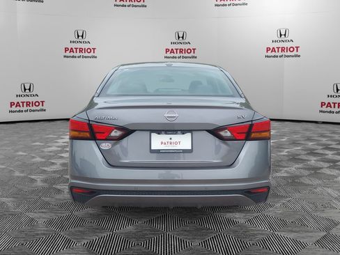 Used 2024 Nissan Altima 2.5 SV FWD image 4