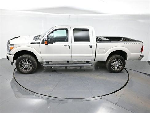 Used 2016 Ford F250 Platinum w/ Snow Plow Prep Package image 32