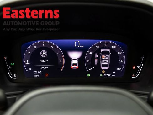 Used 2023 Honda Accord EX image 17