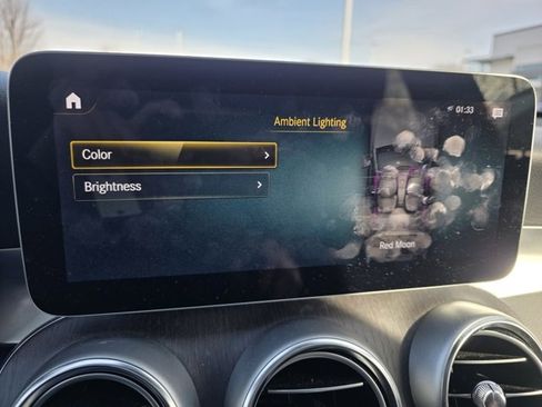 Used 2022 Mercedes-Benz GLC 300 4MATIC image 5