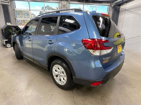 Used 2021 Subaru Forester image 3