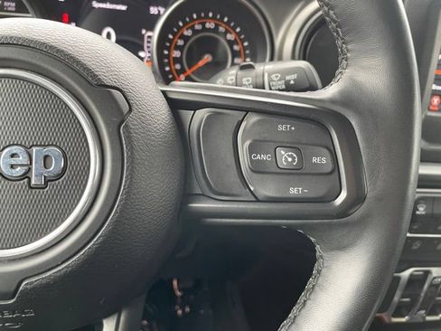 Used 2022 Jeep Wrangler Unlimited Sport AWD/4WD image 16