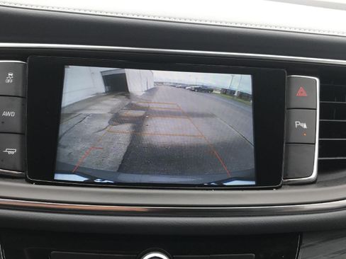Used 2018 Buick Enclave Essence w/ Trailering Package AWD/4WD image 16