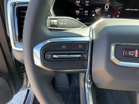 New 2026 GMC Canyon Elevation w/ Convenience Package image 8