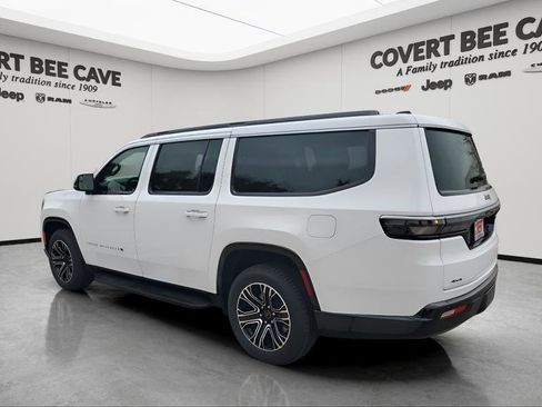 New 2026 Jeep Grand Wagoneer L 2WD image 7