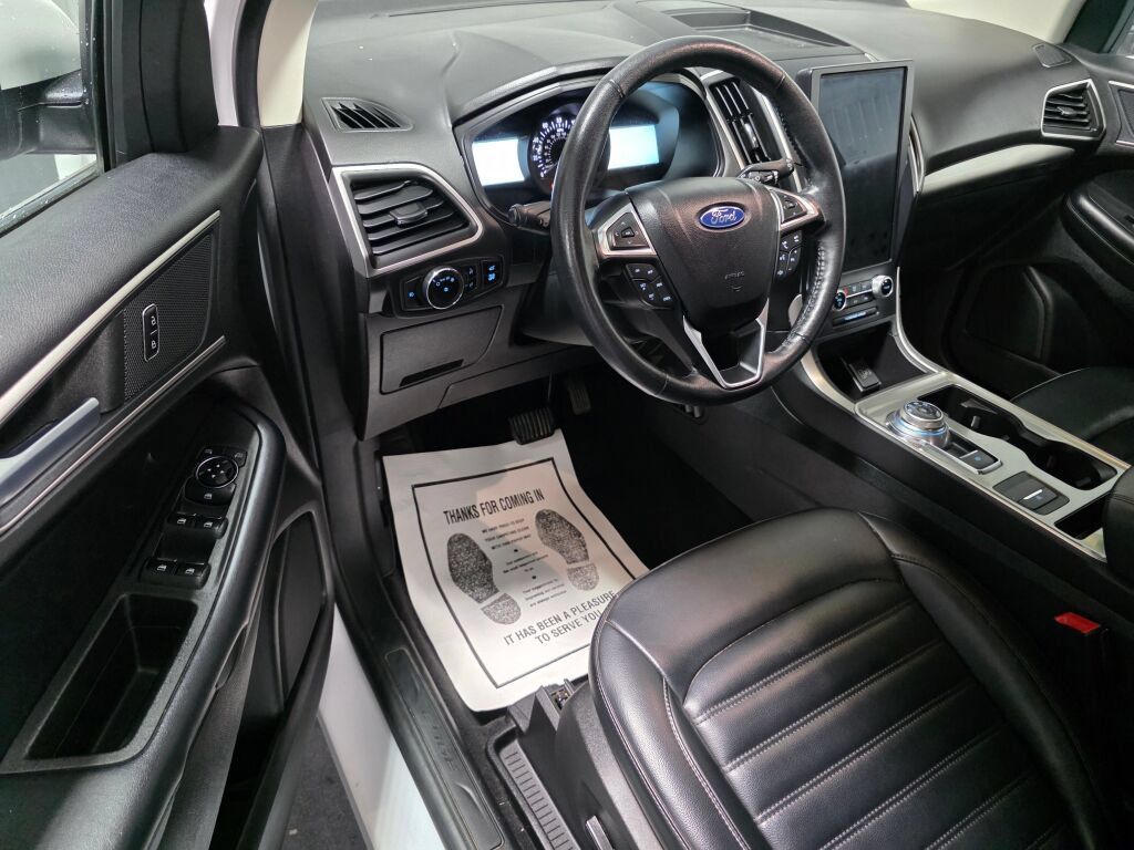 Used 2023 Ford Edge SEL w/ Convenience Package AWD/4WD image 6