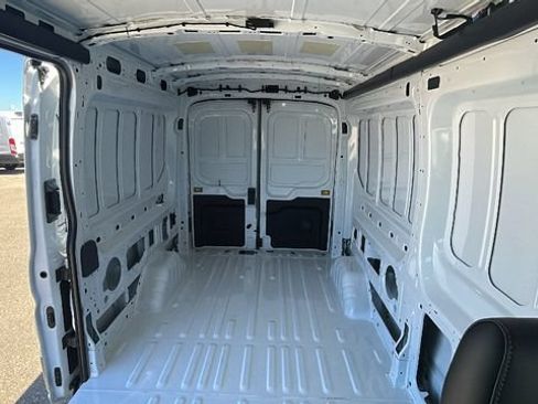 New 2026 Ford Transit 250 148 Medium Roof RWD image 13