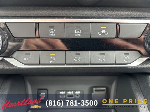 Used 2024 Nissan Sentra SV image 31