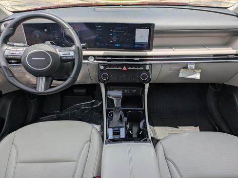 Used 2025 Hyundai Tucson SEL FWD image 14