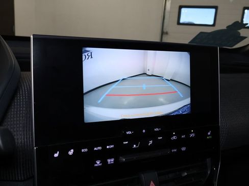 Used 2024 Toyota bZ4X XLE image 29