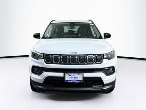 Used 2022 Jeep Compass Latitude AWD/4WD image 2