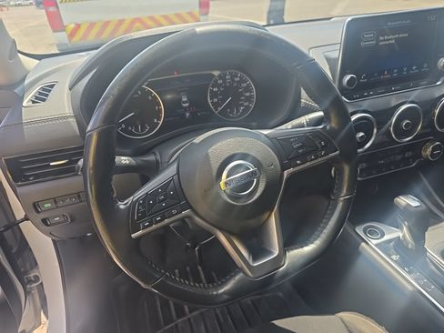 Used 2022 Nissan Sentra SV w/ All-Weather Package FWD image 7