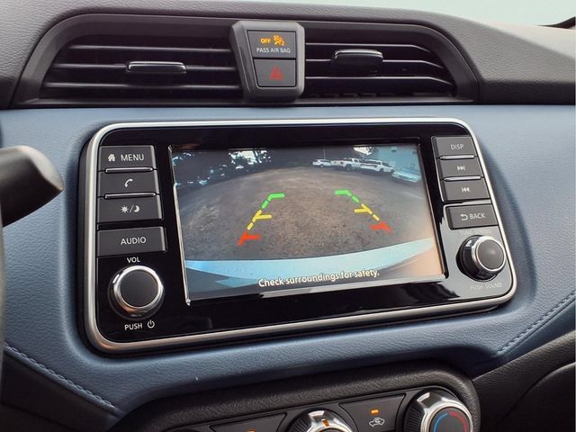 Used 2025 Nissan Versa SV FWD image 7