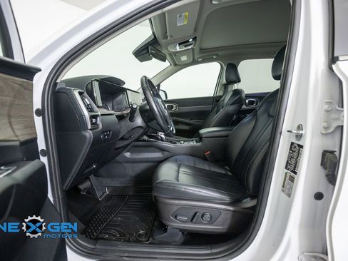 Used 2021 Kia Sorento EX w/ EX AWD X-Line Package image 11